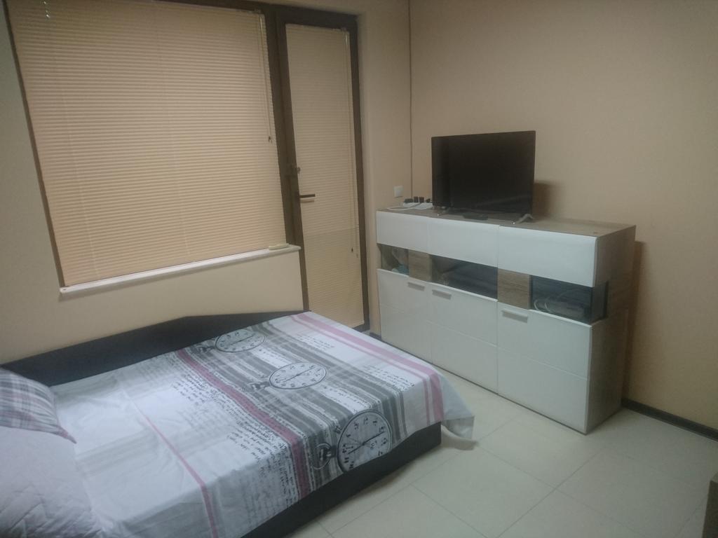 Studio Iren Apartamento Pleven Exterior foto